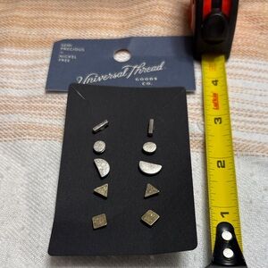 🖤Universal Thread Mixed Metal Geometric Earrings🖤